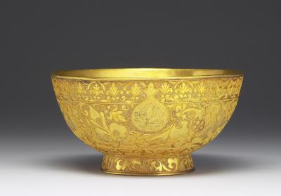 图片[2]-Gold bowl with a leather case, mark for the personal use of the Qianlong emperor (r. 1736-1795), Qing dynasty, 18th c., work of the Muslim regions-China Archive